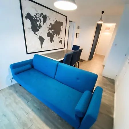 Private In Shared - Lormont- P4-1 *