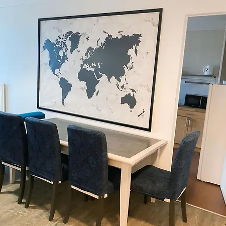 Private In Shared - Lormont- P4-1 Διαμέρισμα *