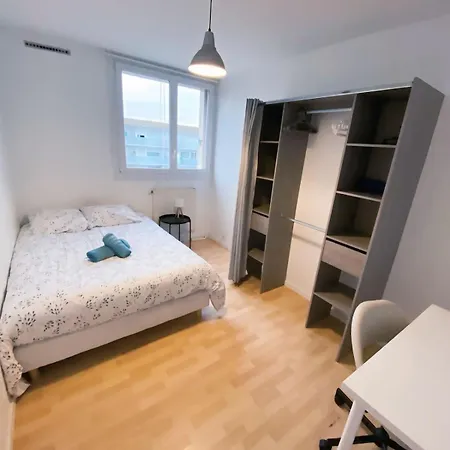 Private In Shared - Lormont- P4-1 Διαμέρισμα Lormont