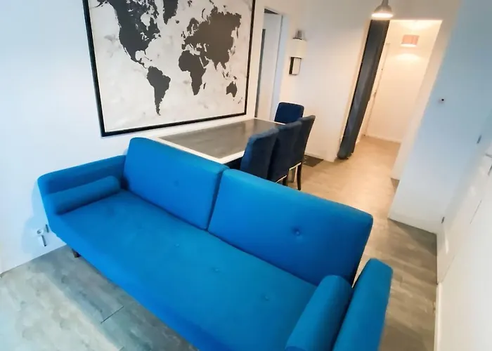 Private In Shared - Lormont- P4-1 *